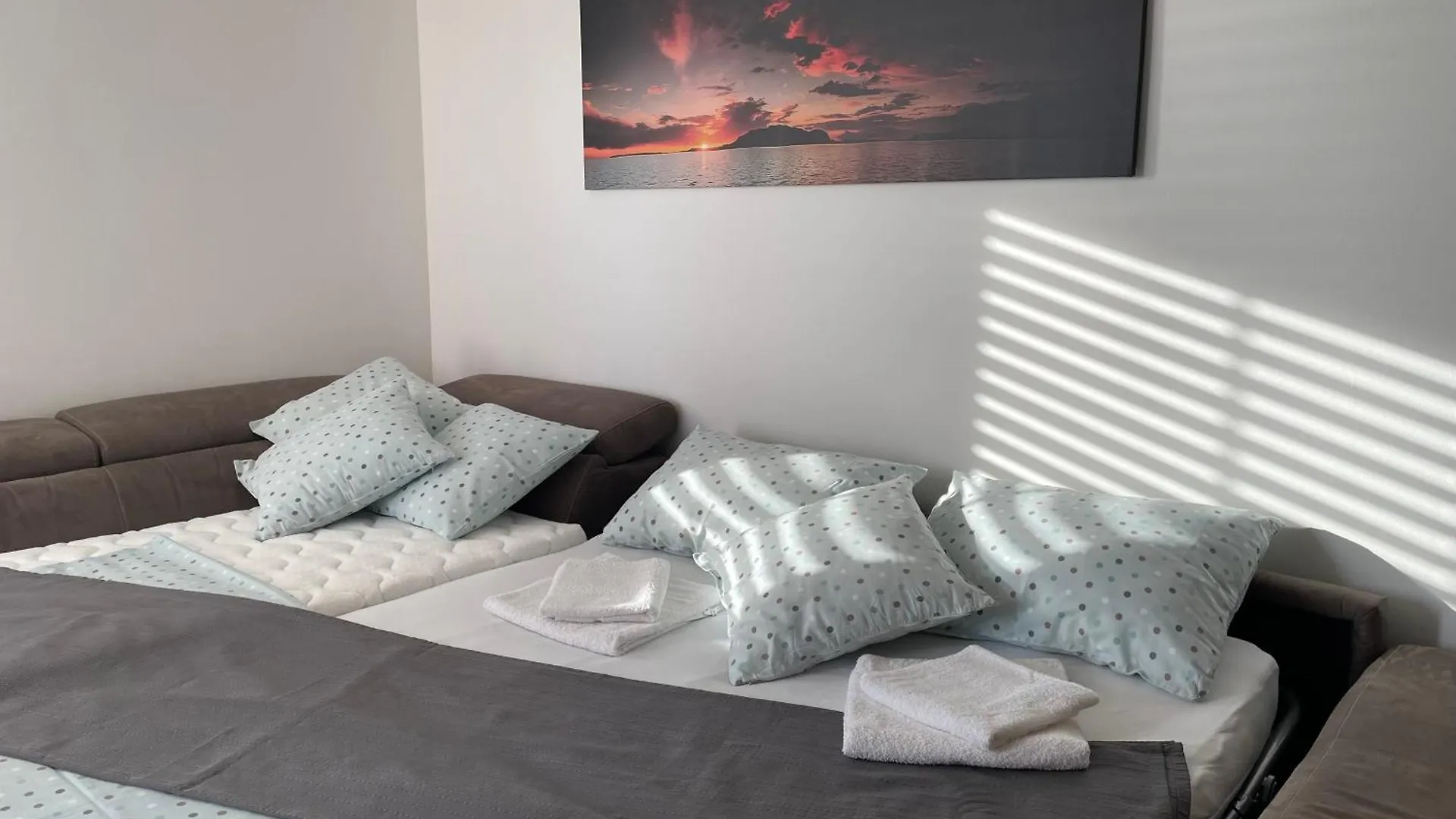 Apartman Loren Privlaka  Apartment Privlaka (Zadar)